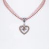 Collier verschiedenfarbig mit Herzanhänger und Satinband 005703